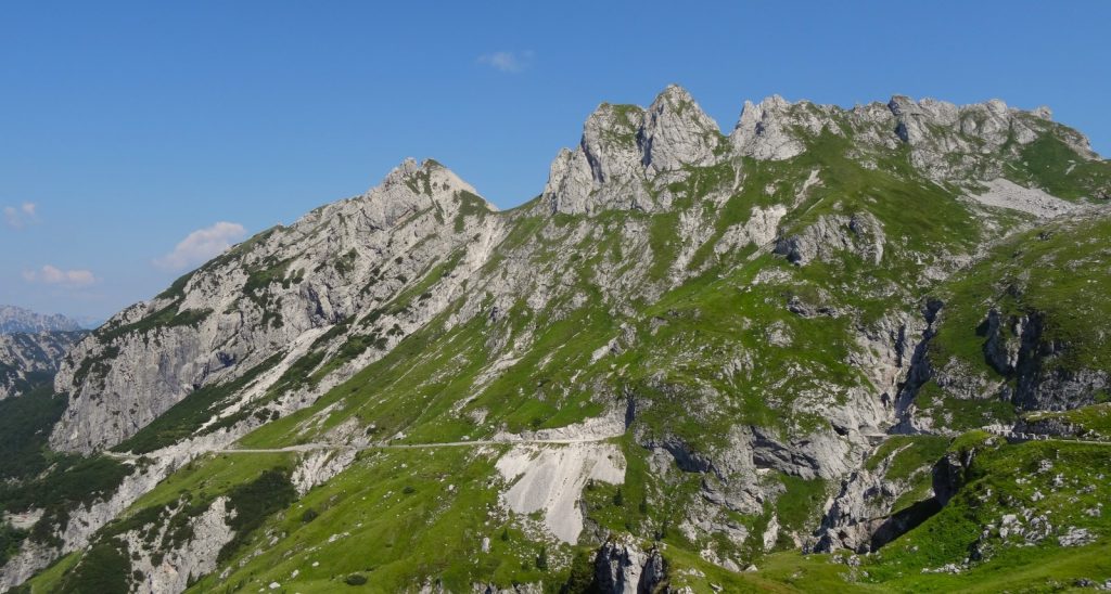 route la plus haute de slovénie road trip mangart