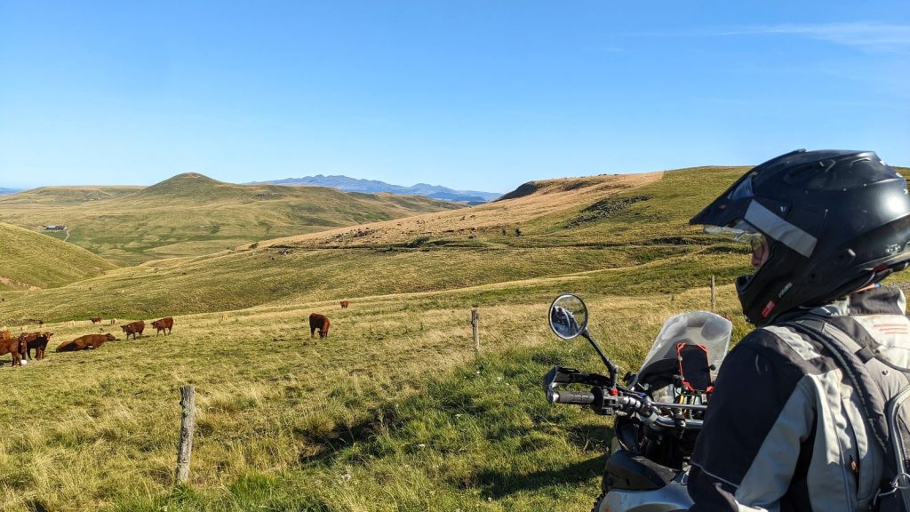 Panorama plateau du Cezallier